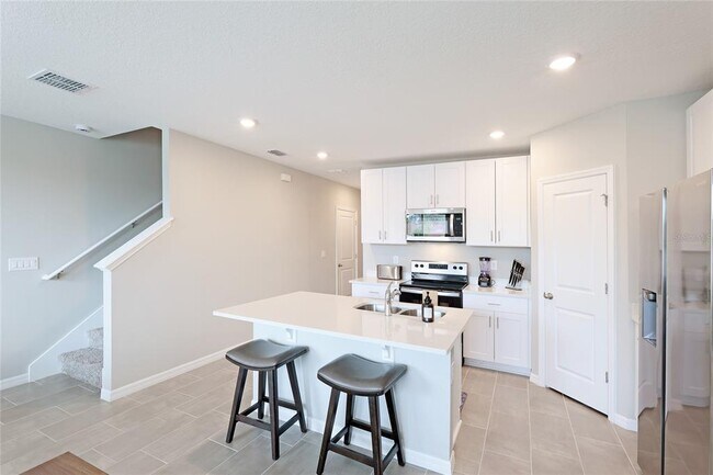 Building Photo - 17063 Coral Key Dr
