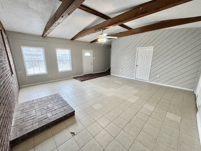 Building Photo - 3141 Arrendale St