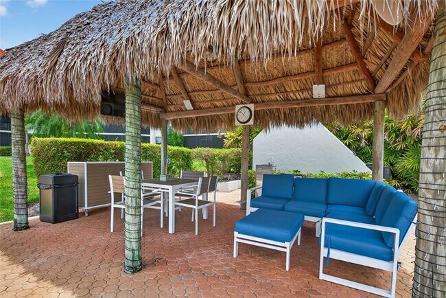 Building Photo - 800 Jeffery St