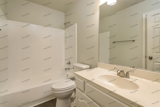 Building Photo - 14906 East 88th St N