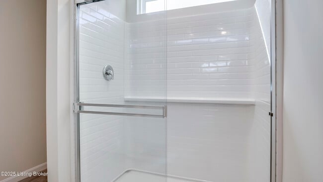 Building Photo - 1850 Washington Blvd