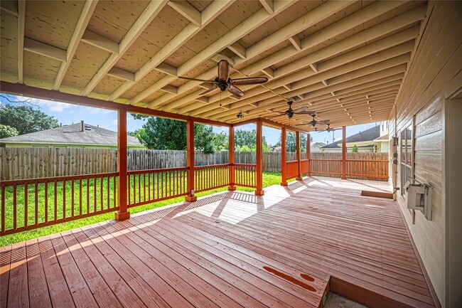 Building Photo - 21510 Broadstone Dr