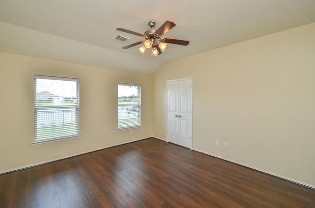 Building Photo - 25523 Lockspur Dr