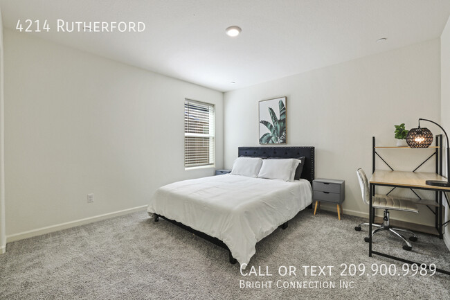 Building Photo - FULLY FURNISHED | 3b/2.5ba | Games | Close...