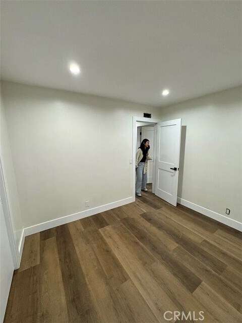 Building Photo - 6832 Loyola Dr