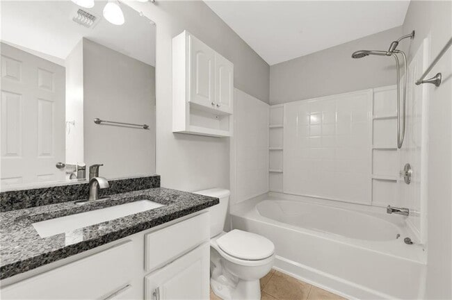 Building Photo - 3160 Mill Springs Cir NE
