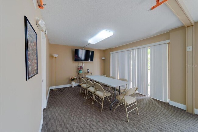 Building Photo - 51 Island Way