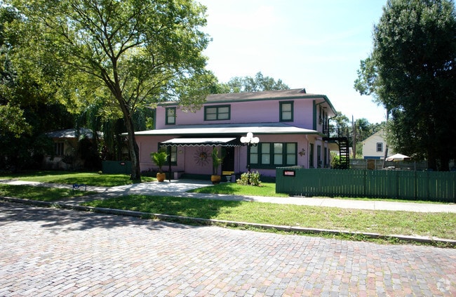 Building Photo - 1936 Burlington Ave N