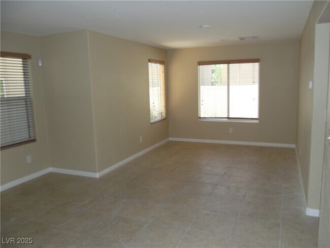 Building Photo - 9037 W Victor Creek Ave