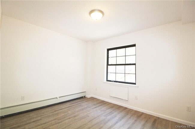 Building Photo - 1355 Plimpton Ave