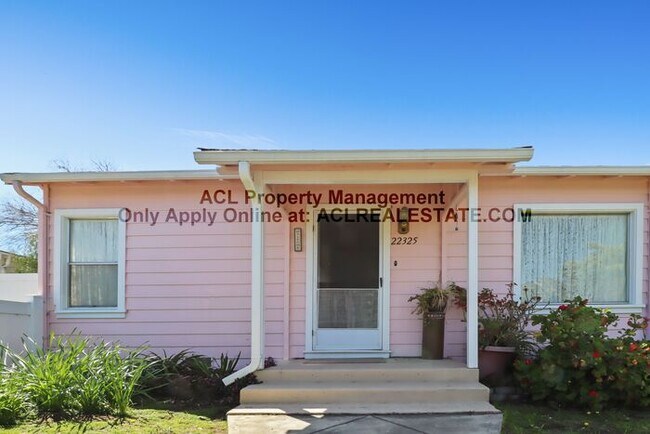 Building Photo - **WE DO NOT ADVERTISE ON CRAIGSLIST OR FACEBOOK MARKETPLACE**