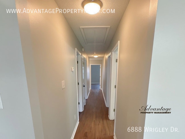 Building Photo - 6888 Wrigley Dr