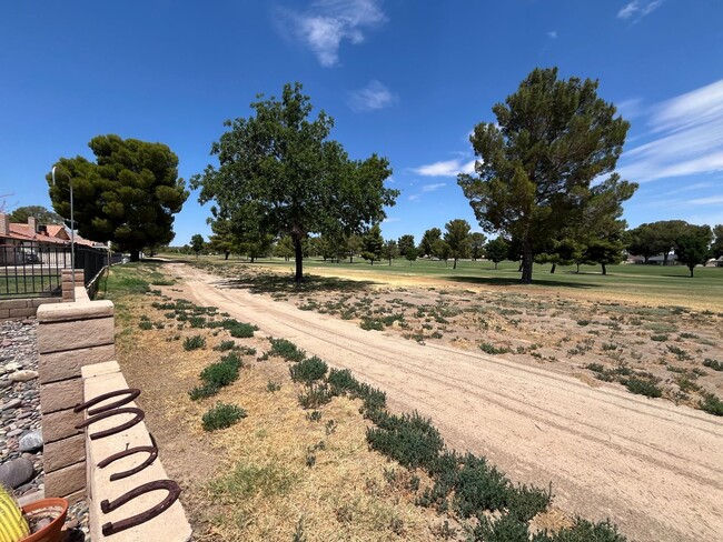 Building Photo - Golf course 3 Bedroom 2 Bath home in Helen...