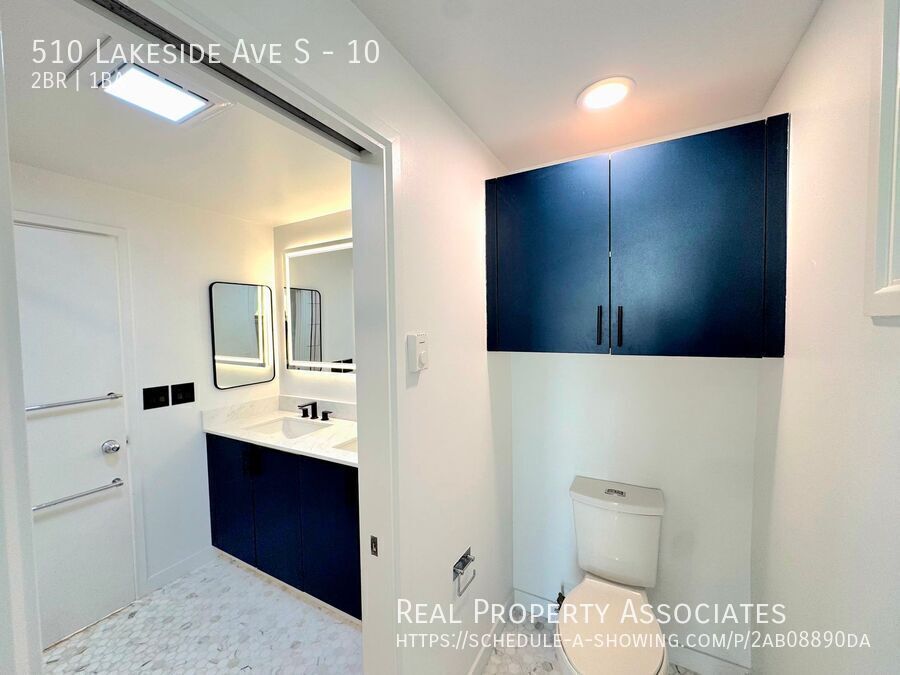 Building Photo - 510 Lakeside Ave S