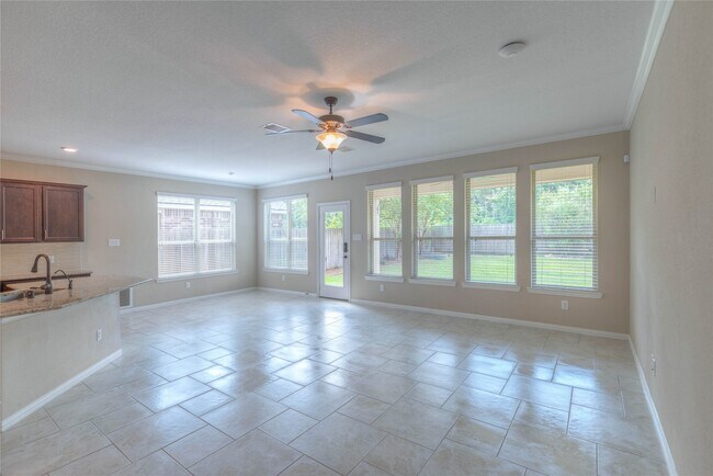 Building Photo - 2259 Golden Laurel Dr