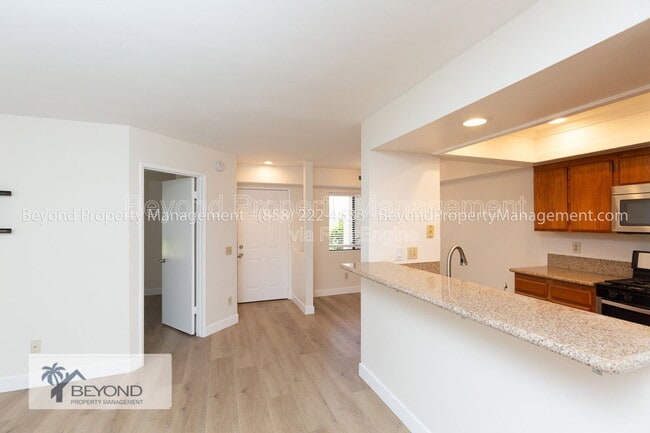 Building Photo - 9316 Twin Trails Dr