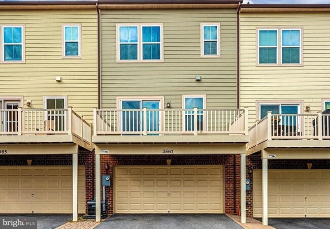 Building Photo - 3567 Sprigg St S