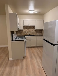 Building Photo - 1802 Grange Ave
