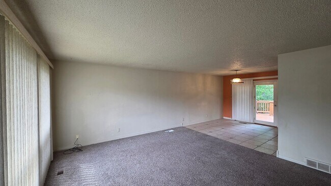 Building Photo - 2240 55th St