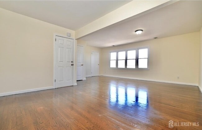 Building Photo - 420 Fabyan Pl