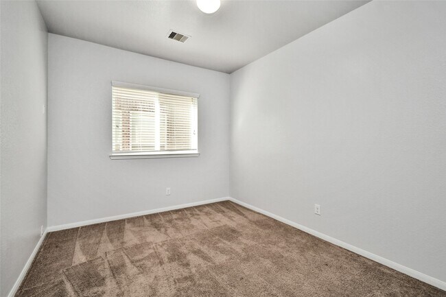 Building Photo - 21626 Rainfall Park Dr