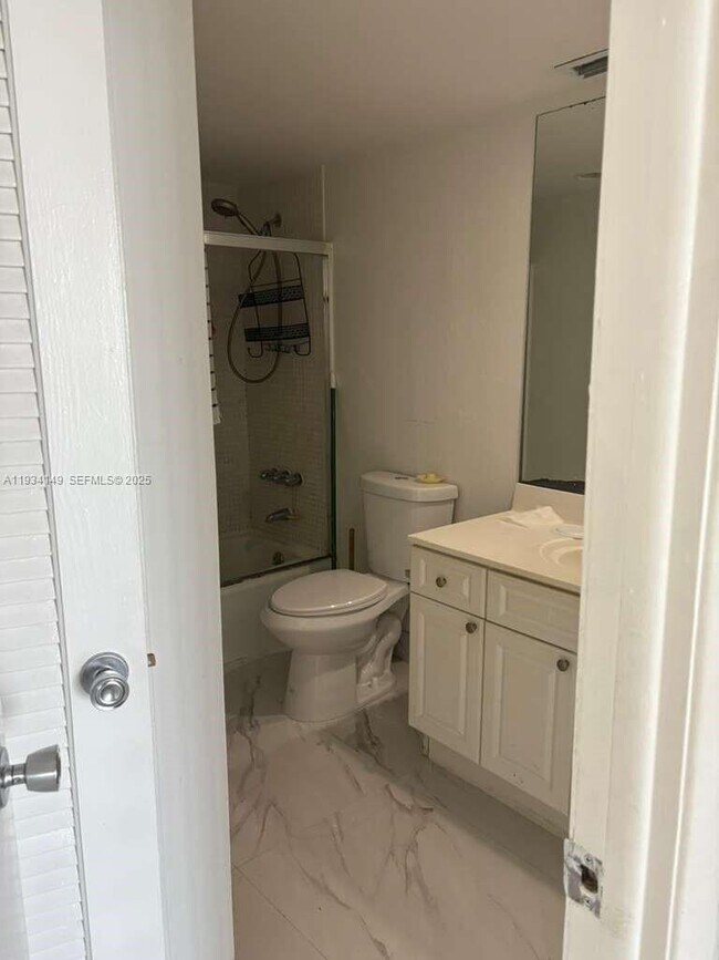 Building Photo - 19390 Collins Ave