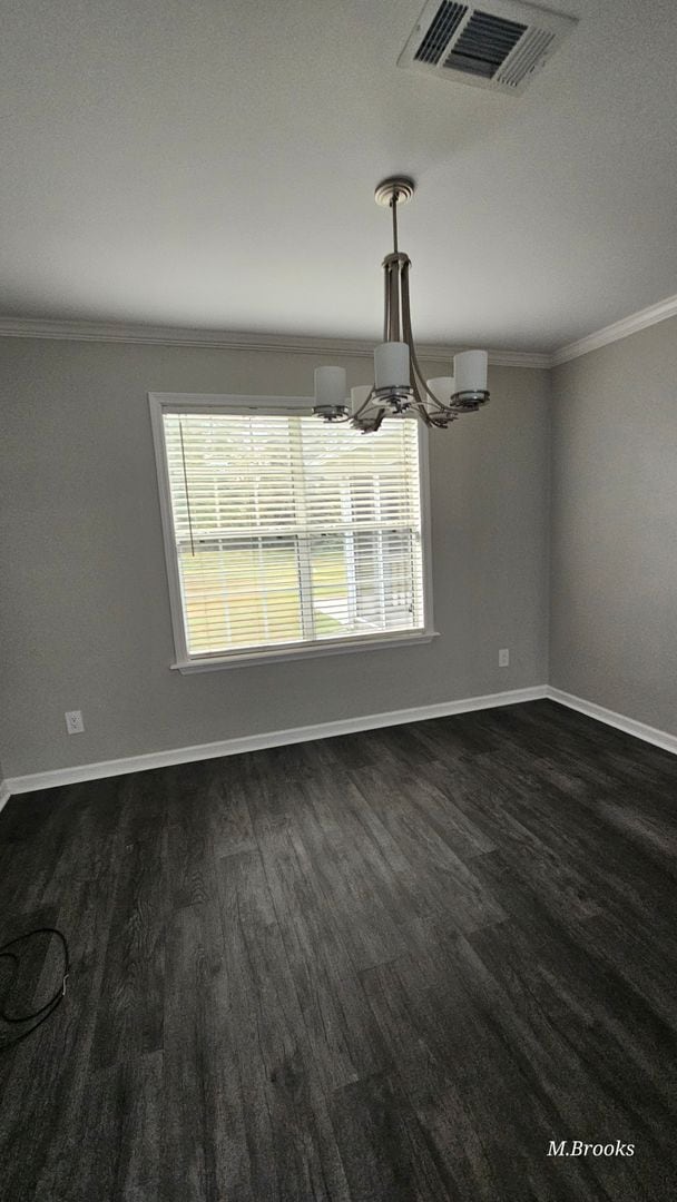 Building Photo - Country living but conveniently located in Kingsgate S/D in North Lowndes County near Moody AFB.