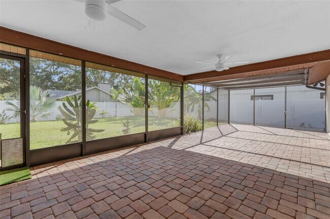 Building Photo - 4250 Marlowe Dr