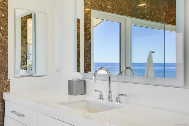 Building Photo - 6266 Camino De La Costa