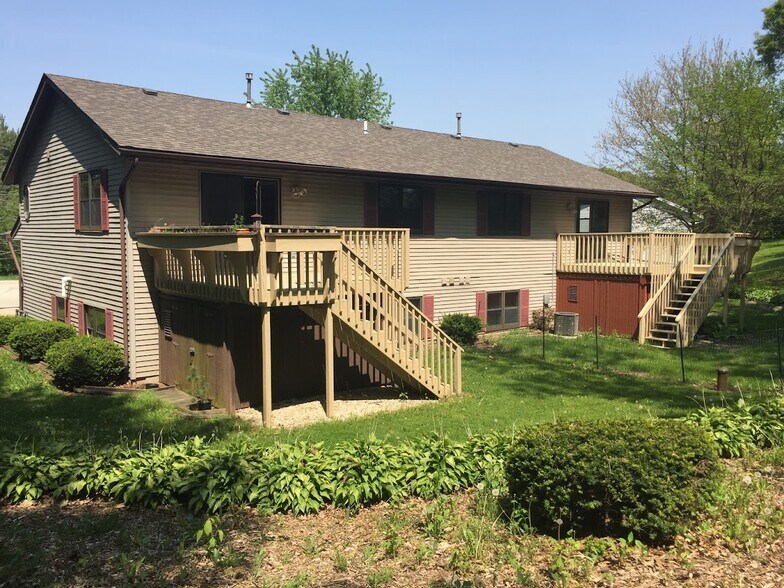 Rear View - 701 Mink Ranch Rd