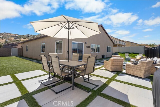 Building Photo - 30716 Foxhollow Dr