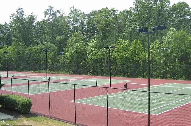 Building Photo - 8010 Pennington Dr