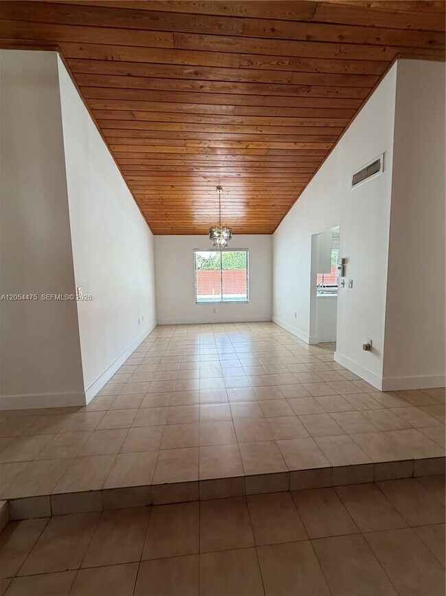 Building Photo - 14271 SW 107th Terrace
