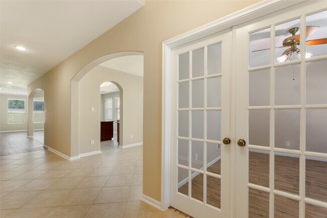 Building Photo - 11723 Cypress Creek Forest Dr