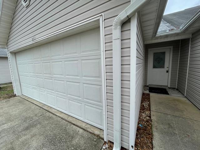 Building Photo - 935 Tray Dr