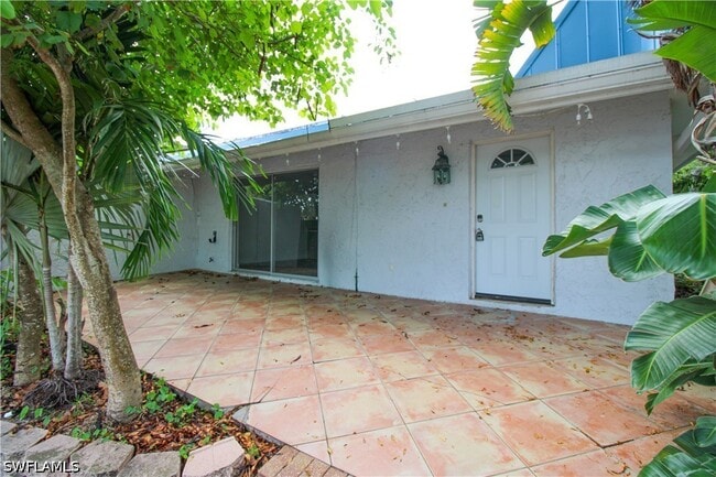 Building Photo - 1331 Chesapeake Ave