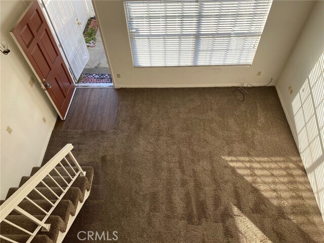 Building Photo - 805 W Grondahl St