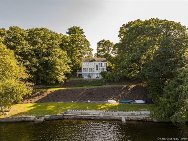 Building Photo - 166 Old Colchester Rd