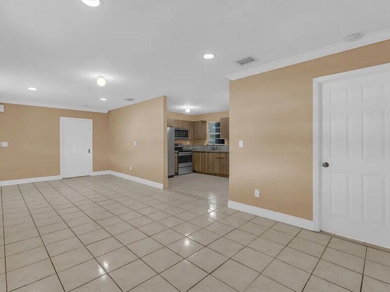Building Photo - 10220 SW 178th St