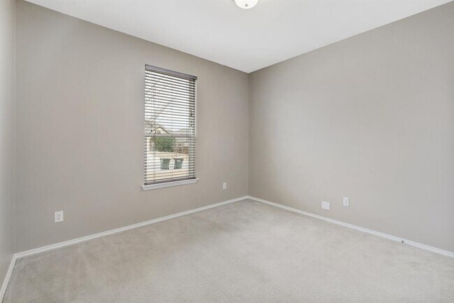 Building Photo - 131 Connor Elkins Dr