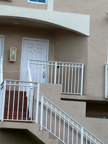 Building Photo - 8660 NW 5th Ter