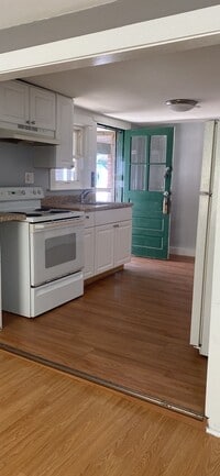 Building Photo - 12 Wall St