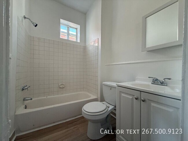 Building Photo - 2003 N 25th St