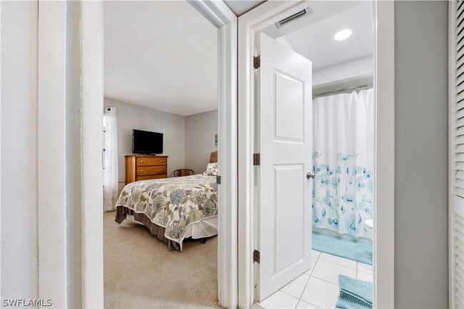 Building Photo - 6142 Whiskey Creek Dr