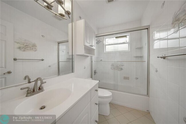 Building Photo - 4115 Madison St