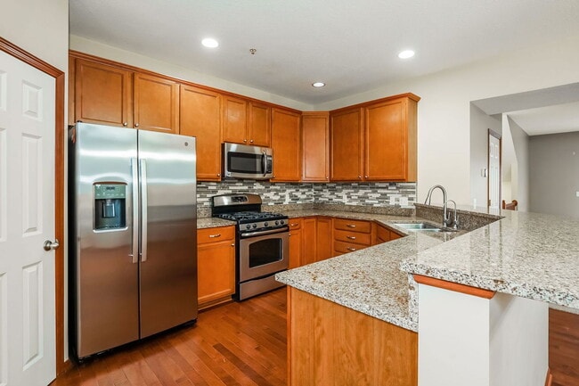 Building Photo - 1949 Commonwealth Blvd