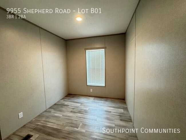 Building Photo - 9955 Shepherd Rd