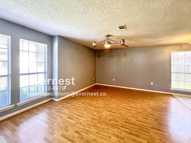 Building Photo - 2340 Krystal Kreek Dr