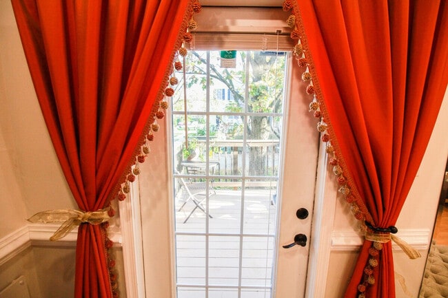 Building Photo - 2304 Hunters Woods Plaza