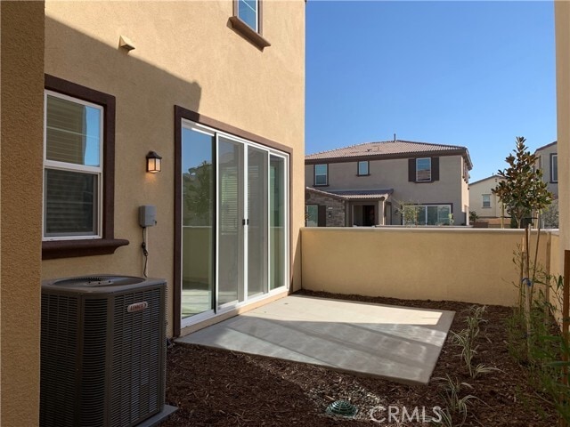 Building Photo - 14509 Verona Pl